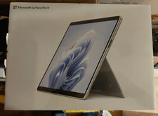 Microsoft Surface Pro 9 -