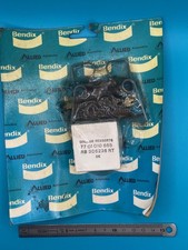 Kit fixation freins arrière