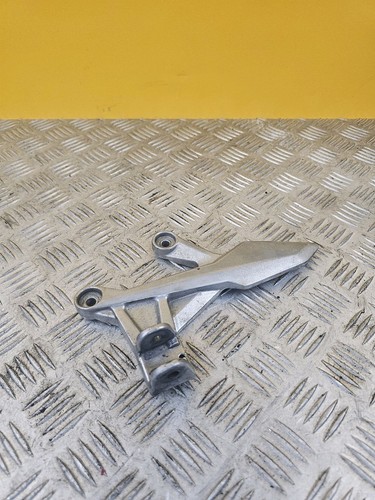 Platine repose pieds - , avant