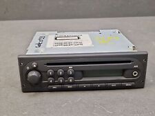 Autoradio CD - Aux in - Renault Twingo II - livré avec code - 8200843548