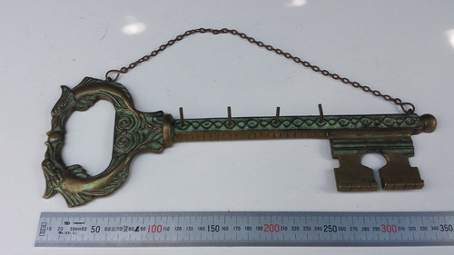 Ancien porte clefs mural - , en