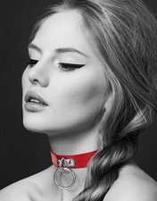 Collier en cuir rouge SM avec