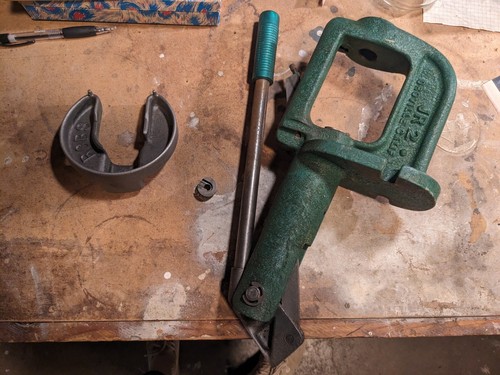 Rcbs reloading press - jr-2,