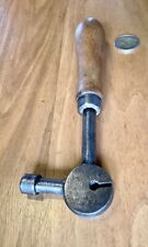 outils anciens,old tool, rare tourne à gauche pour scie passe partout...