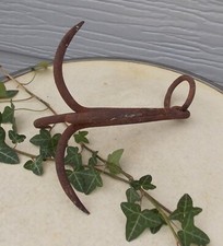 ANCIEN CROCHET DE BOUCHER