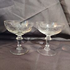 Coupes À Champagne En Verre