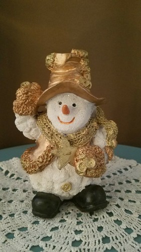 Vintage gold hat scarf mittens - vintage,