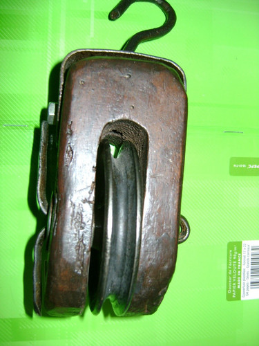 Ancienne poulie bateau en - de,