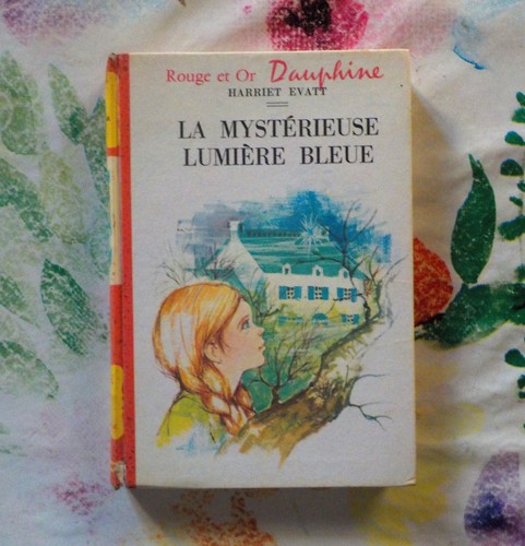 Mysterieuse lumiere bleue - la,