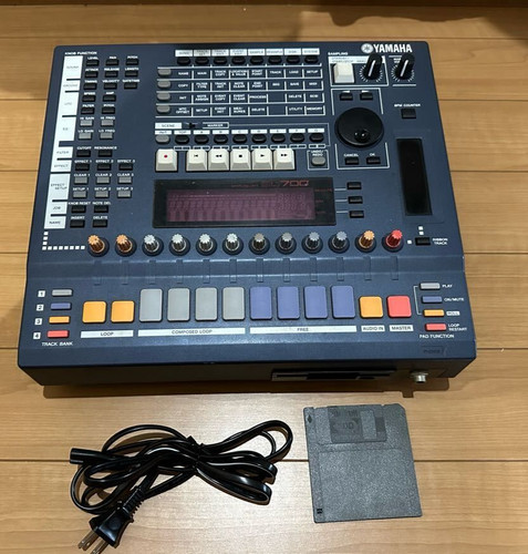 Yamaha su700 sampling sampler - su700,