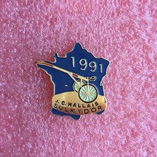 T07 Pins Cheval Turf Hippisme