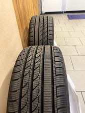 Vend pneus 255/35/19 qui on servi en dépannage ( 3000 km ) 