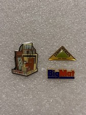 Lot X 3 Pin’s Bâtiment