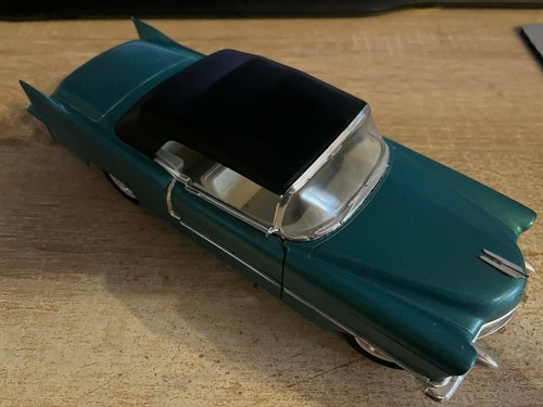 Voiture miniature 18 - voiture, 1/18