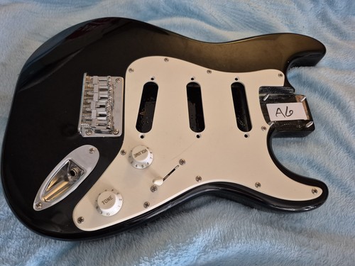 Squier fender mini - by,