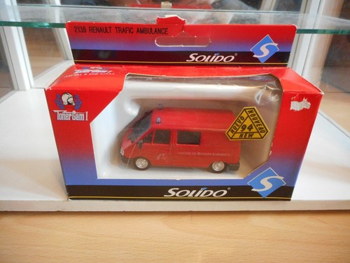 Ambulance renault trafic - ambulance,