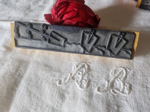 Tampon ancien frise idéale