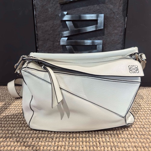 Loewe pre owned authentic - pre-owned,