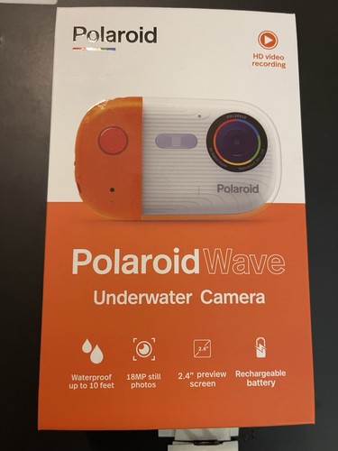 Polaroid wave underwater - polaroid,