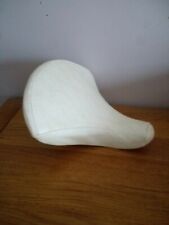 Vintage selle blanche pour vélo adulte.