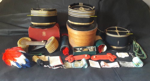 Lot képis souvenirs - de,