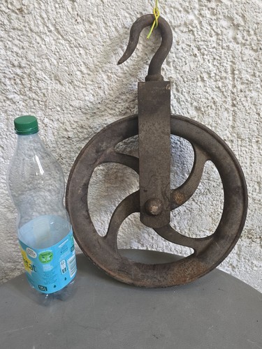 Ancienne poulie roue fer - poulie, en