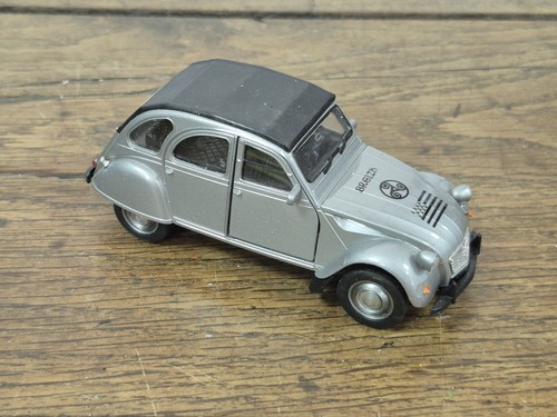 Voiture miniature citroën - voiture,