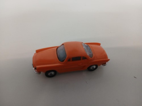 Renault floride couleur saumon - couleur,