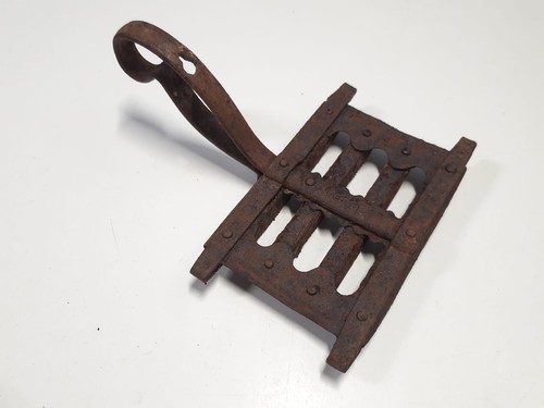 Etrille brosse de - /,