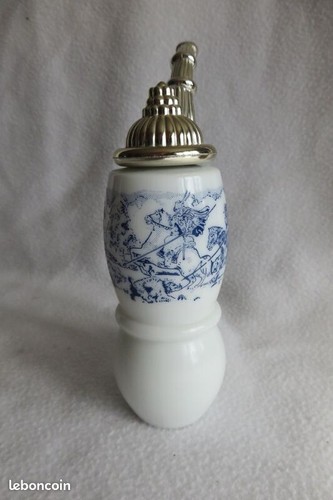 Ancien flacon forme pipe - de,