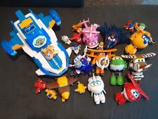 super wings A SAISIR ! 10 super wings ( de 16 cm ) + base aerienne mobile