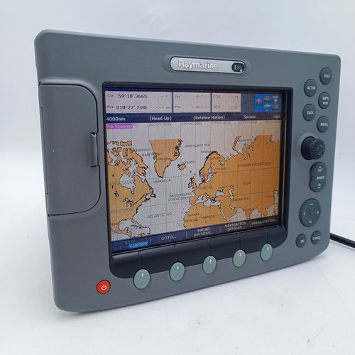 Raymarine e80 e02011 mfd - e02011,