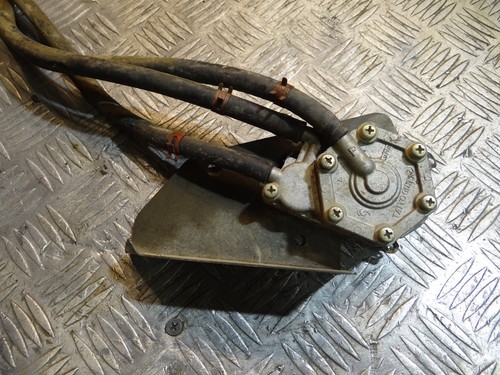 Pompe essence quad polaris - quad,