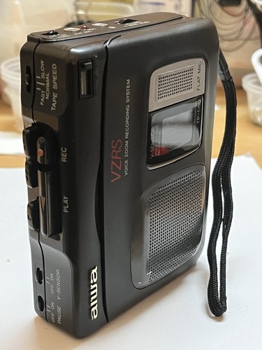 Aiwa portable cassette - cassette, corder