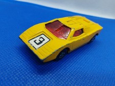 Matchbox N° 27 Lamborghini Countach 1973