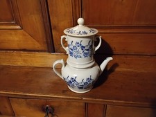 ancienne cafetière verseuse