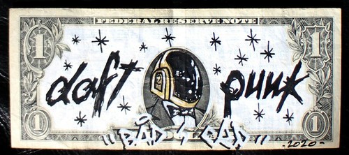 Daft punk street art - -,