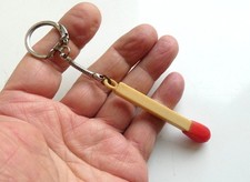 Ancien porte clé Grande Allumette Feu Fumeur Stylo, 3D, Années 60