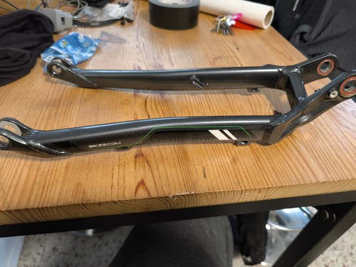 Base chainstay rocky mountain - rocky,