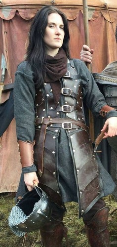Armure cuir femme halloween - en,