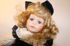 POUPEE TETE MAINS PIEDS