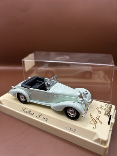 R1075 voiture miniature 1 - -,