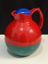 Ancien pichet thermos cafetière, théière. Rouge bleu et vert vintage