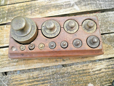 boite ancienne de poids laiton