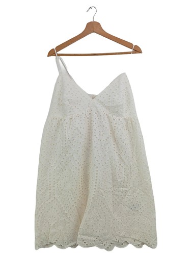 Robe dentelle dames - en,