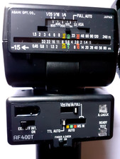 FLASH PENTAX AF 400 T C + Barette + Connexion filaire. Peu utilisé, ETAT NEUF