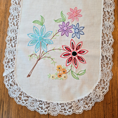 Needlepoint table runner - needlepoint,