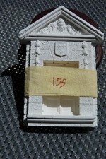 Décor pour Figurine - Ech 1/30 – Militaria ou autre - Fenêtre haute triangulaire