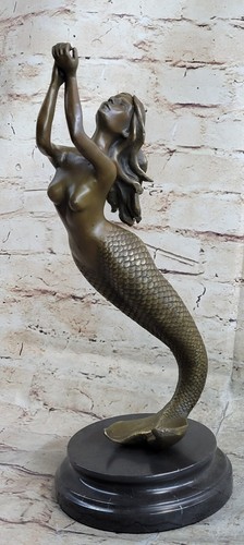 Signée roche sirène statue - signée,