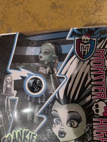 Poupée monster high frankie - poupée,